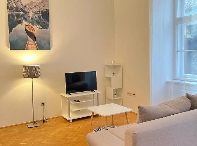 Alpa 2 In Rochusmarkt Apartment