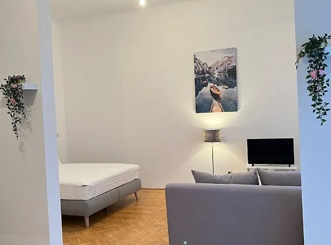 Alpa 2 In Rochusmarkt Apartment